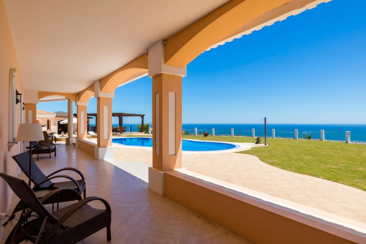Luxury Villa Bellagio Estepona (Adults Only) Екстериор снимка