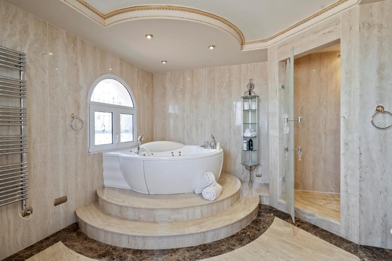 Luxury Villa Bellagio Estepona (Adults Only) Екстериор снимка